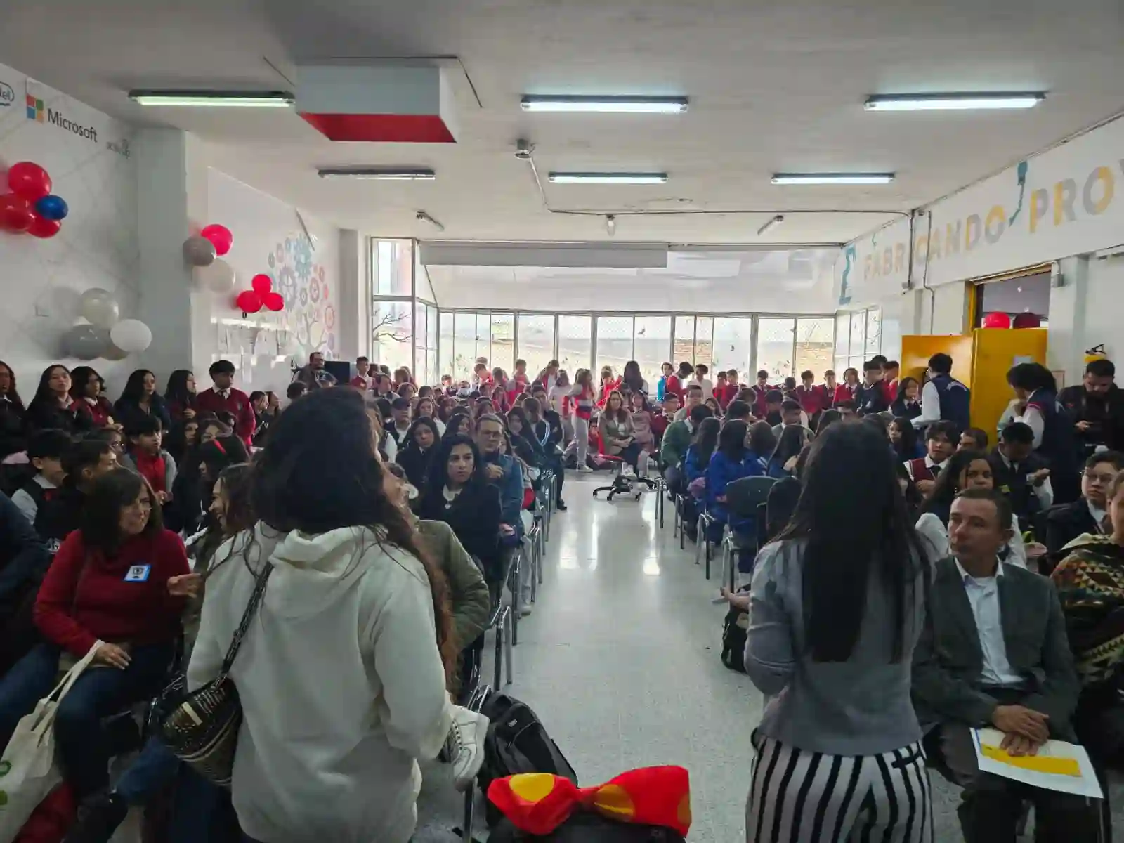 Lenybeth Luna en taller de teatro