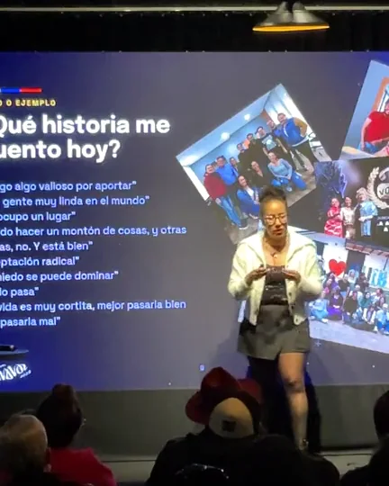 Mayra Iglesias durante Antes de hablar, ya estás comunicando